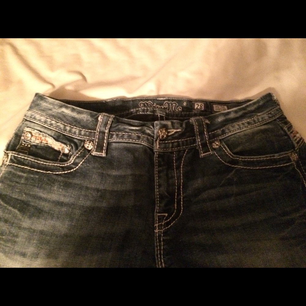 Super Cute Miss Me Jeans 🌟